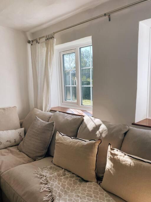 Pump Cottage - Cosy Herefordshire Cottage