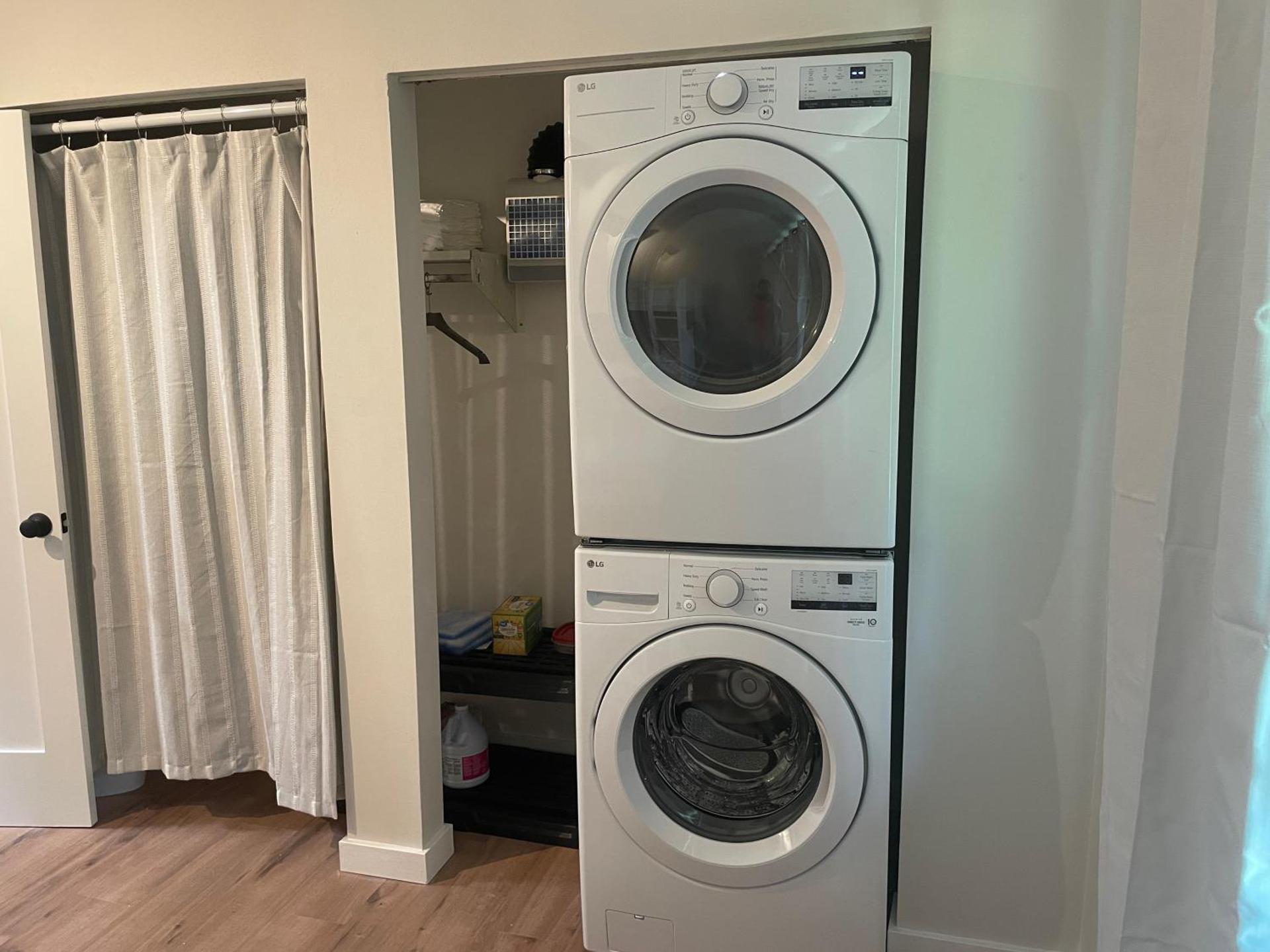 Newly Remodeled Mid-Century Modern Lake Condo