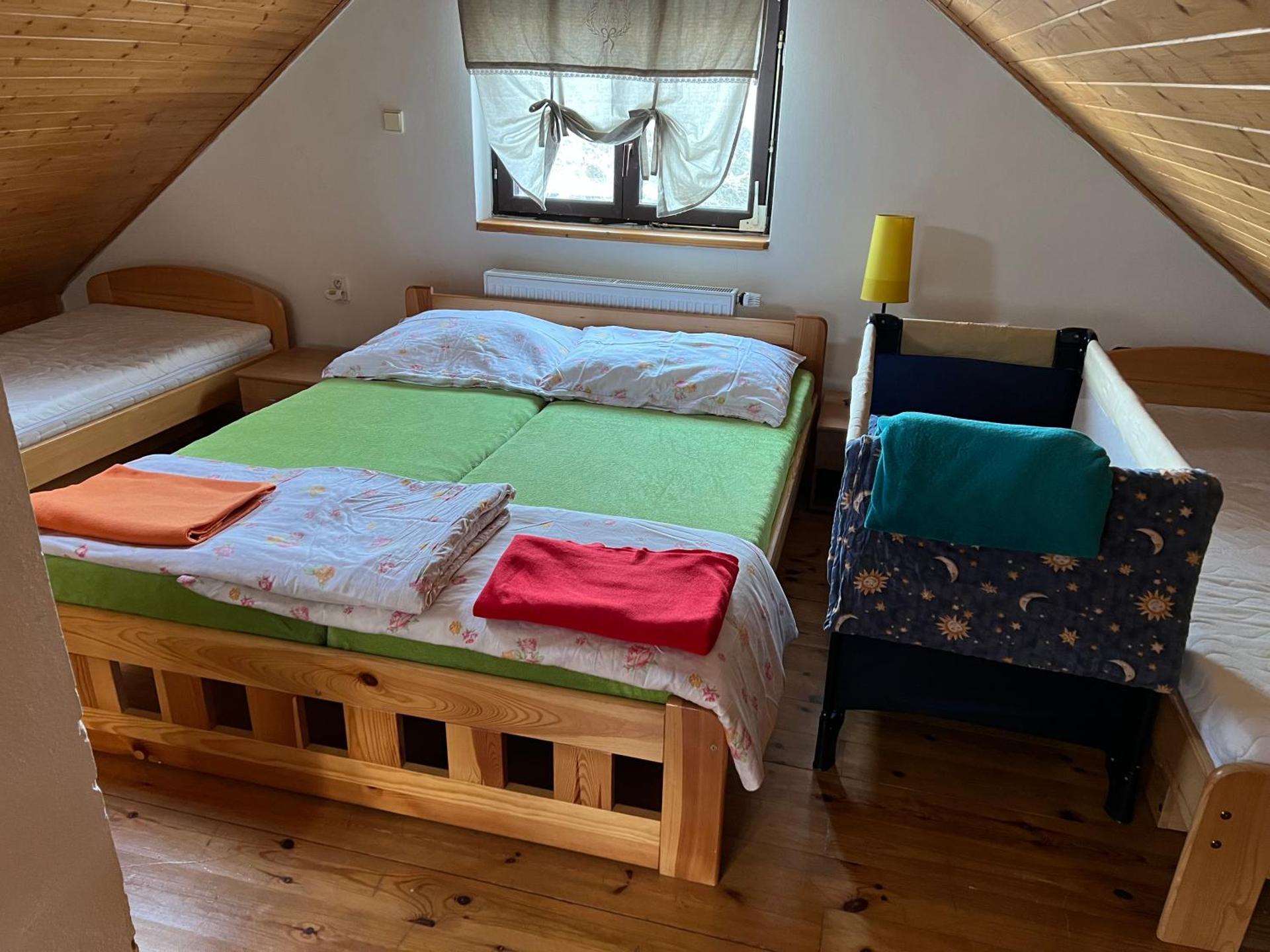 Chaty v Českém ráji u Prachovských skal - Malá chata pro 4 - Velká chata pro až 7 osob - ubytování v soukromí