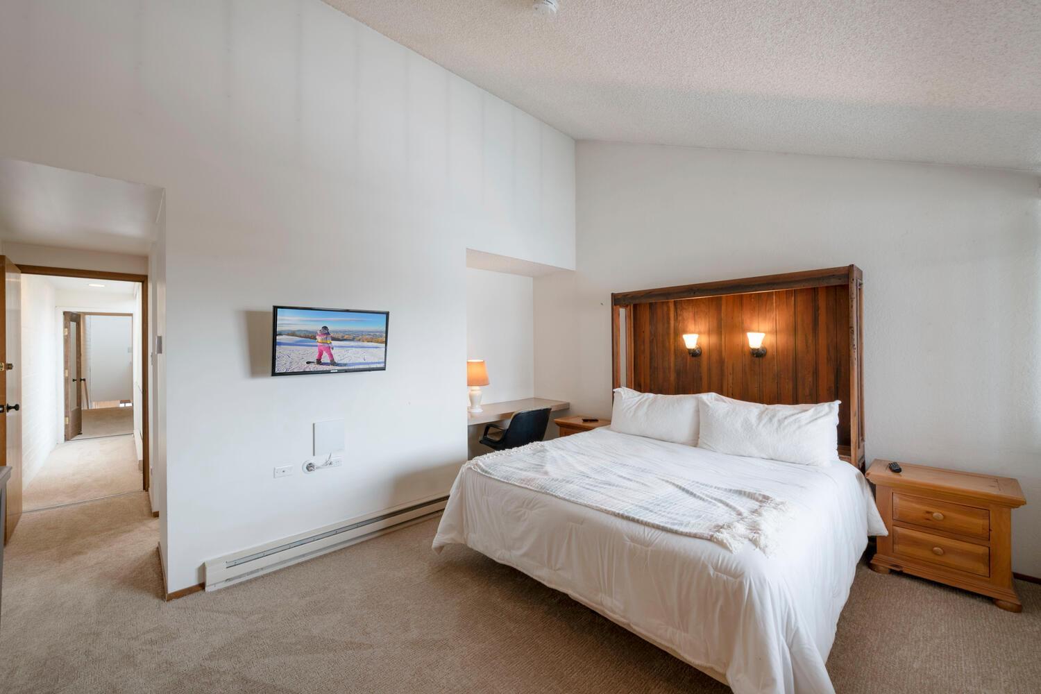 Two Bedroom Park Ave Condo by Park City Vacations