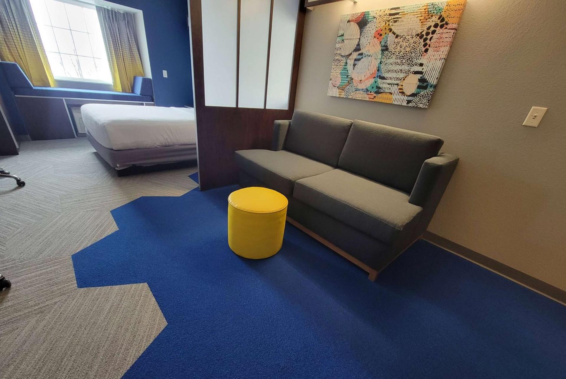 Photo of the whole room