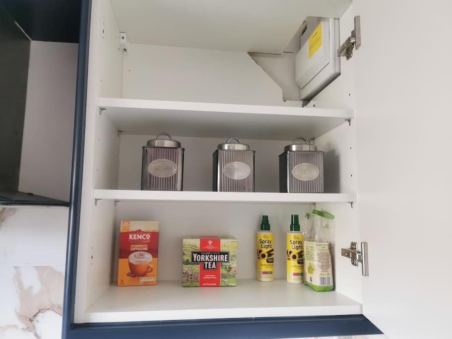 Modern 2 bedroom flat by Dover Port, Castle& Sea!