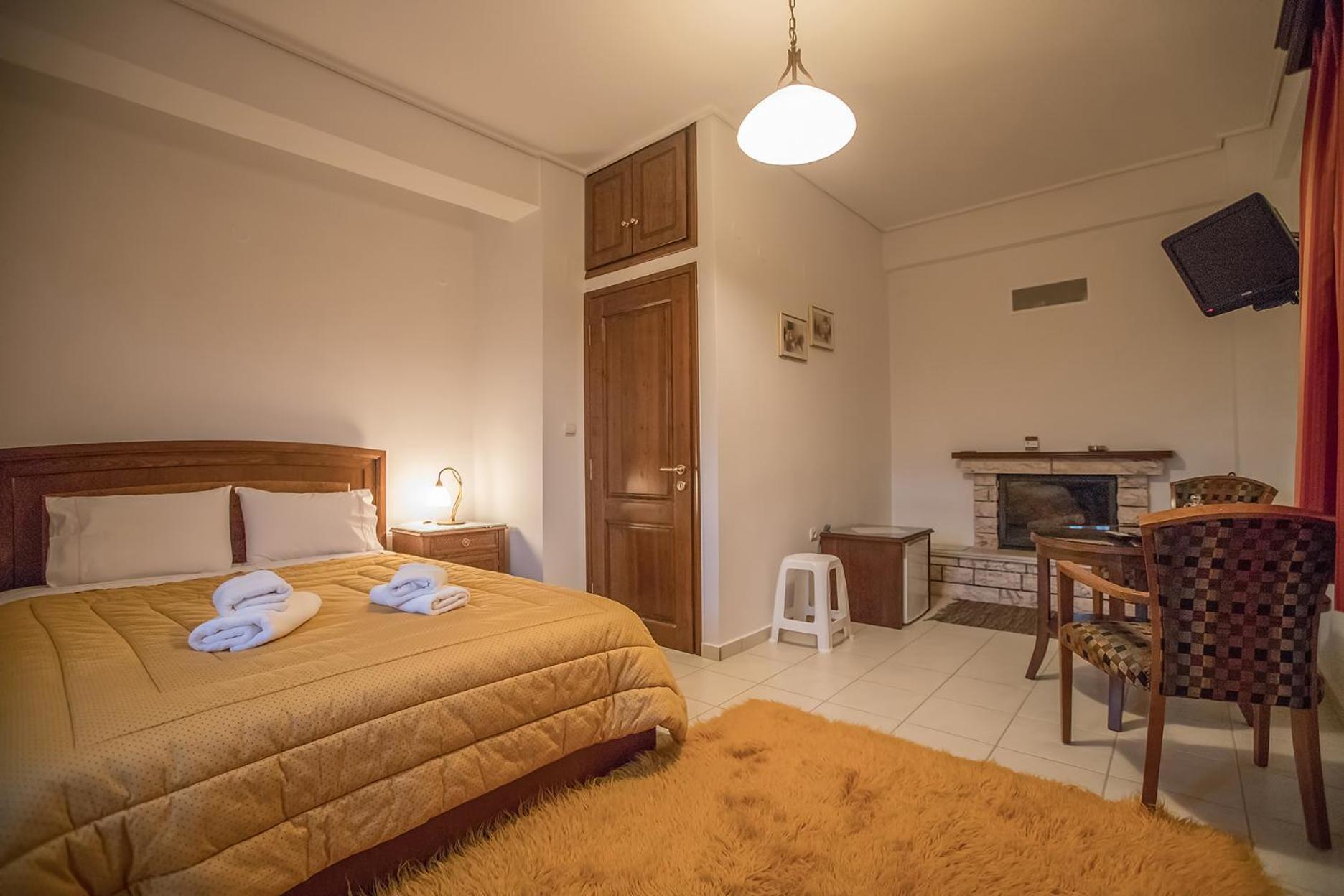 Double Room with Mountain View