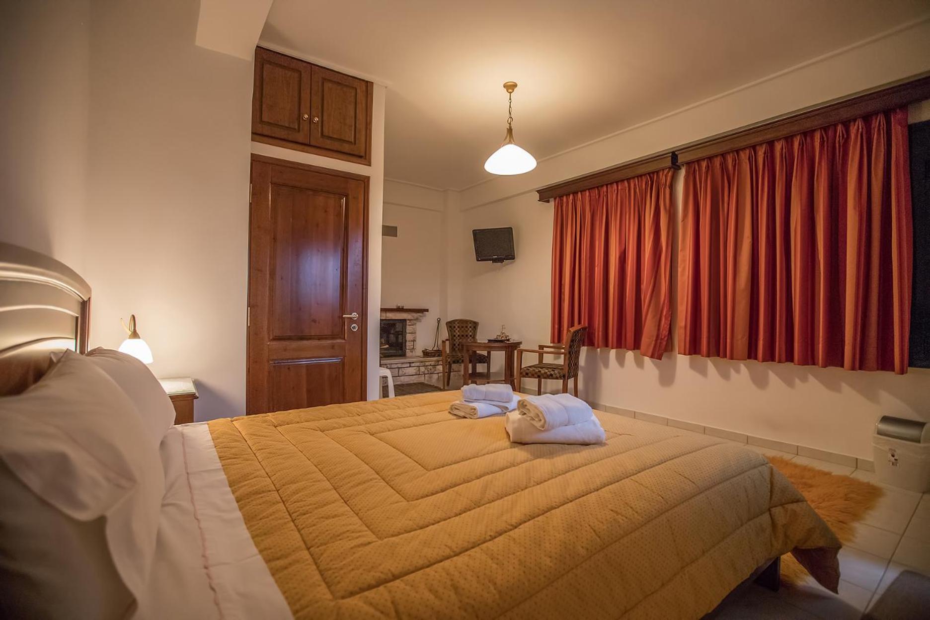 Double Room with Mountain View