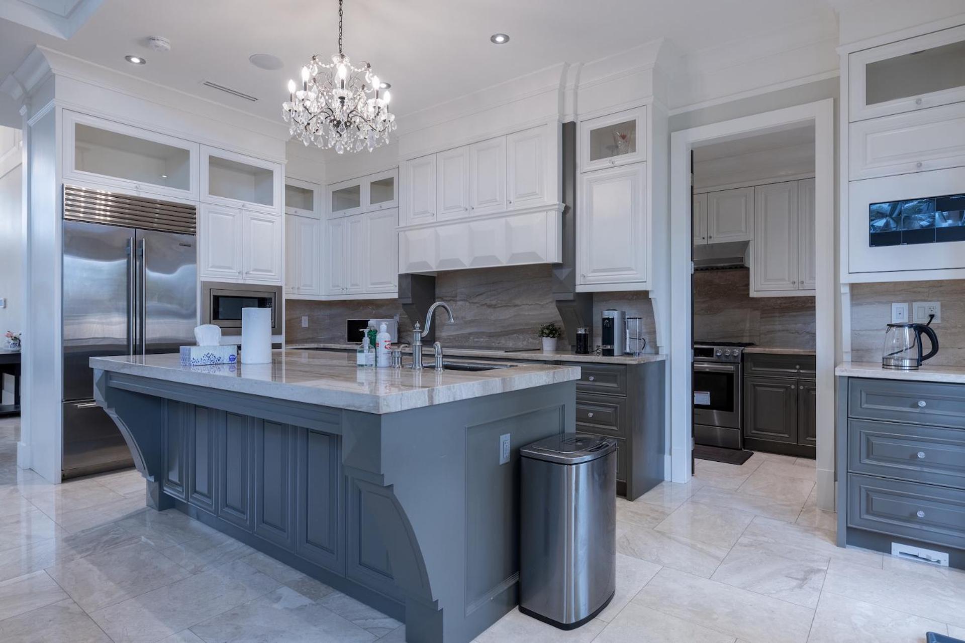 Luxurious Private Rooms in Richmond