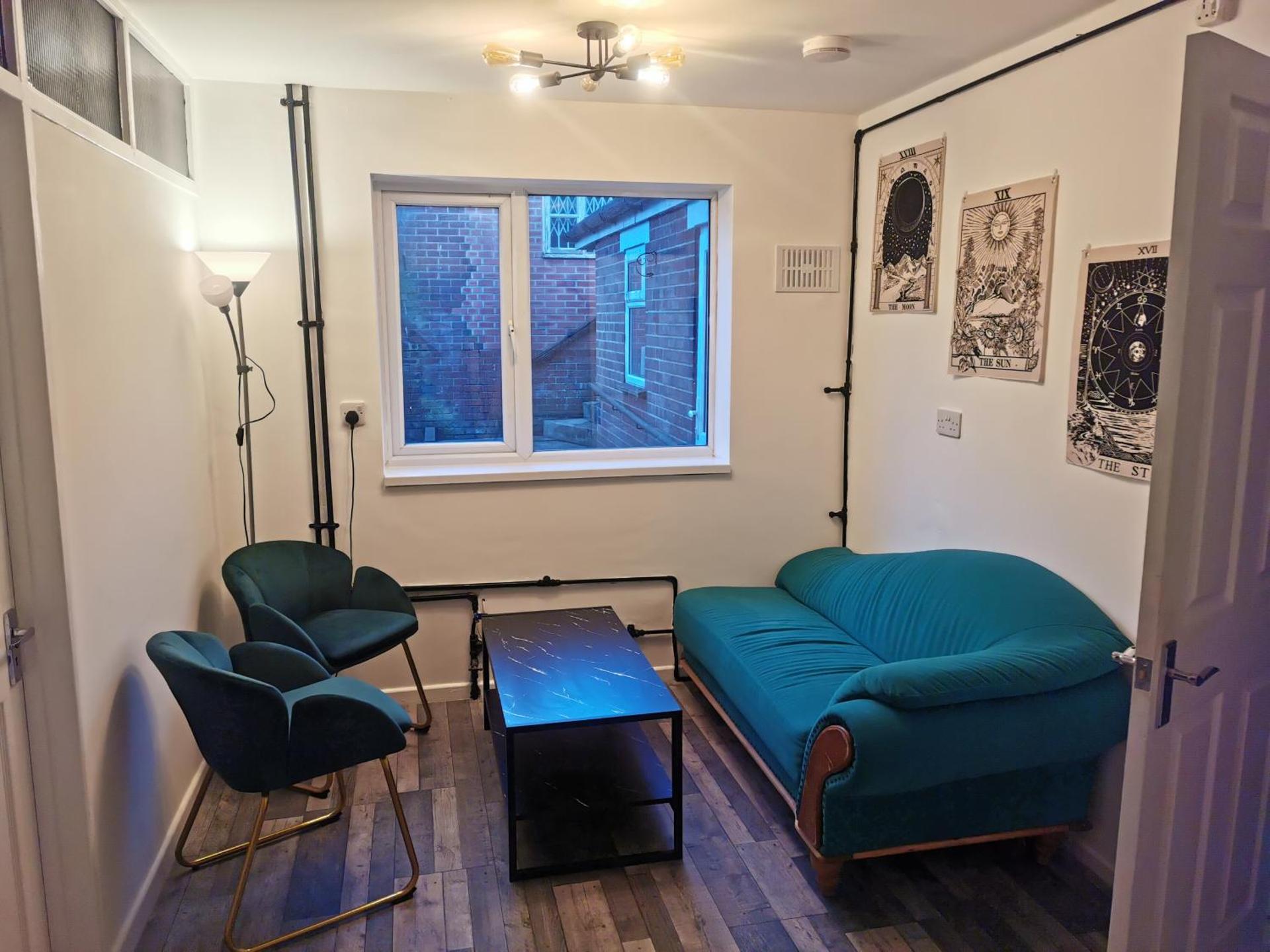 116 maison dieu Road room B in Dover