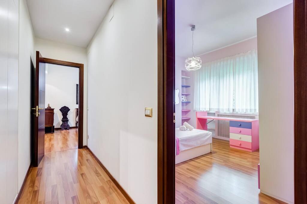 Exclusive Apartment in Eur Lake