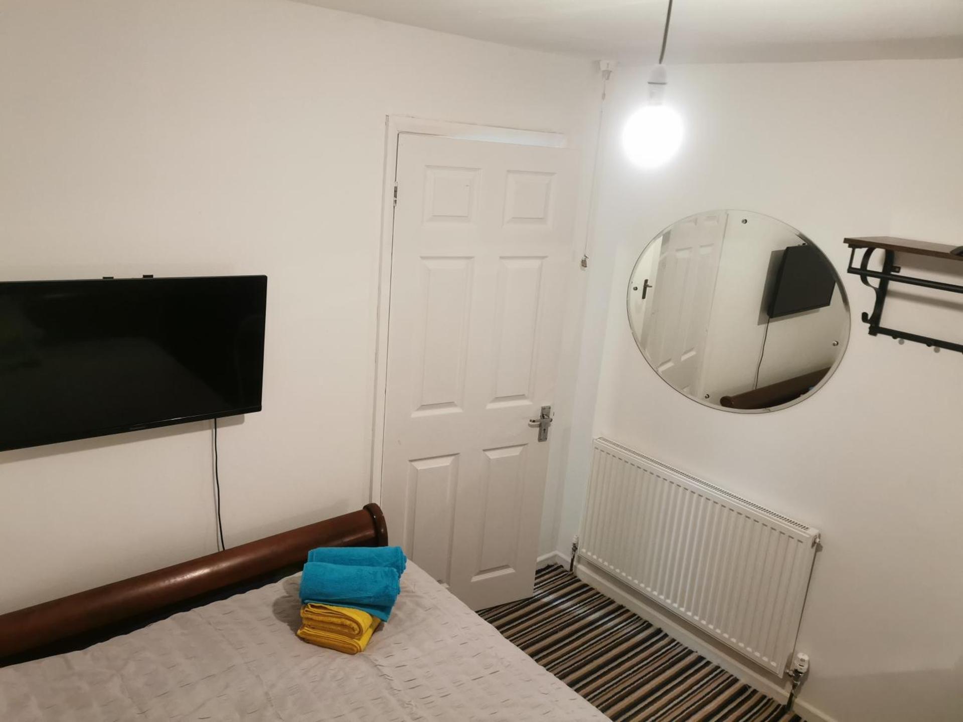 116 Maison Dieu Road Room E in Dover