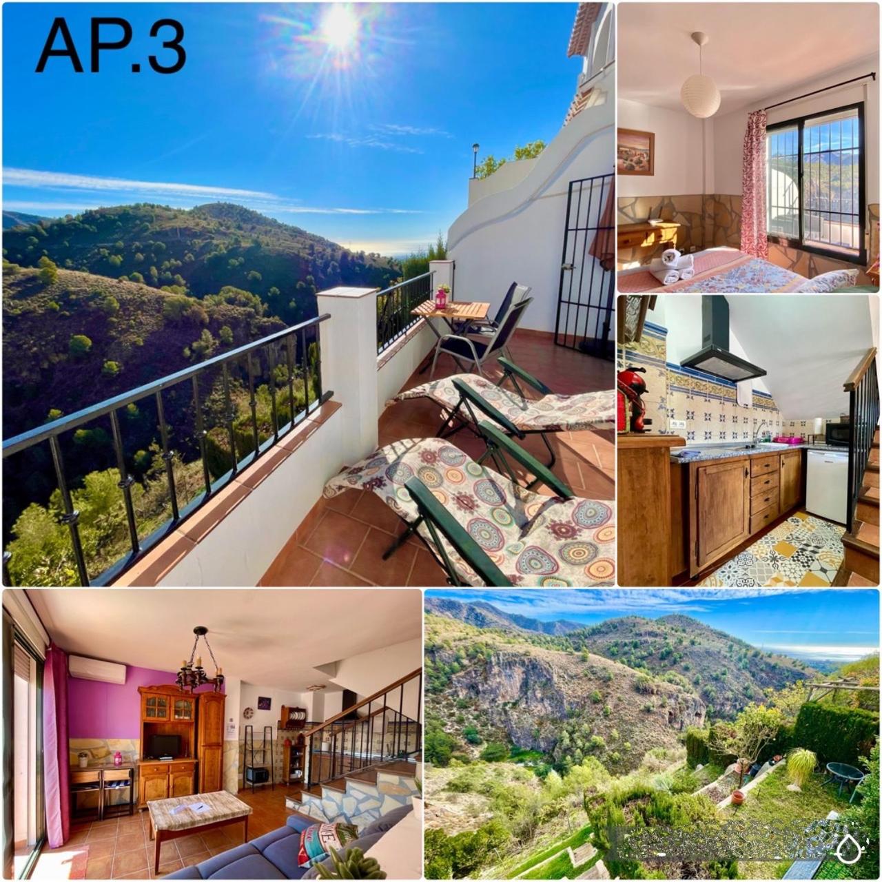 Apartamentos Axarquia , Frigiliana, terraza privada con vistas a la montaña rio y al mar