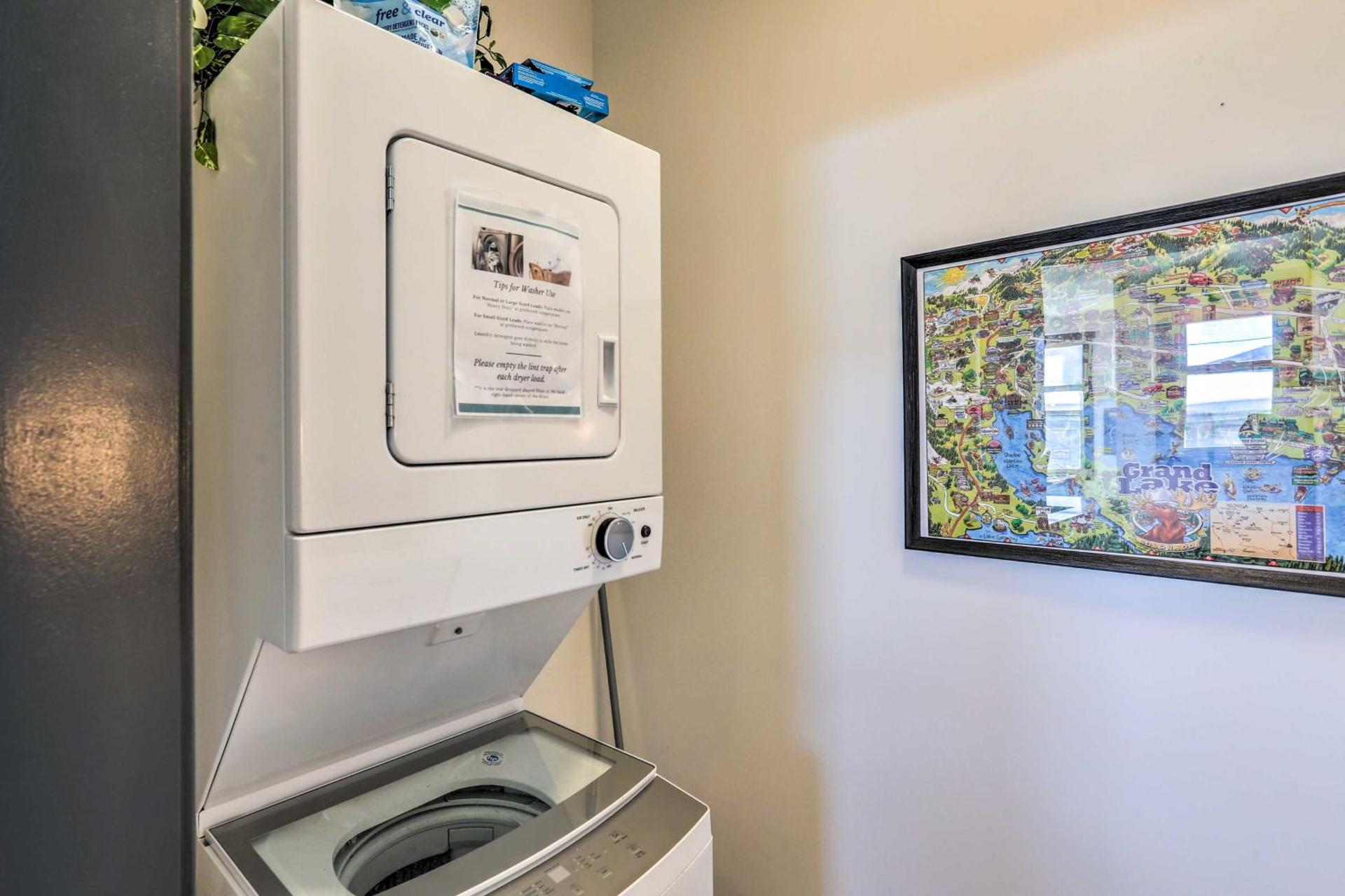 Modern Mountain Getaway, Walk to Grand Lake!