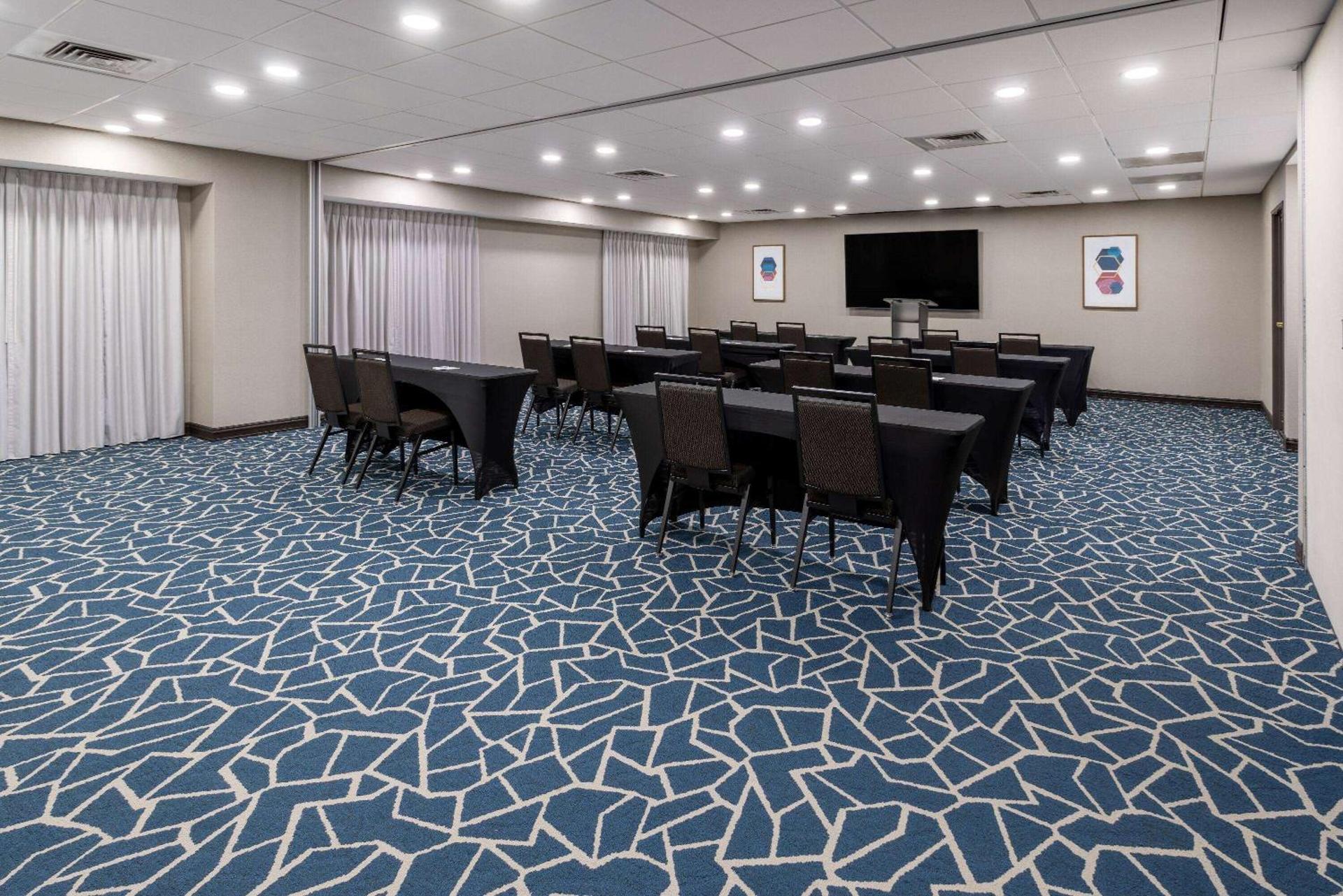 Meeting/conference room