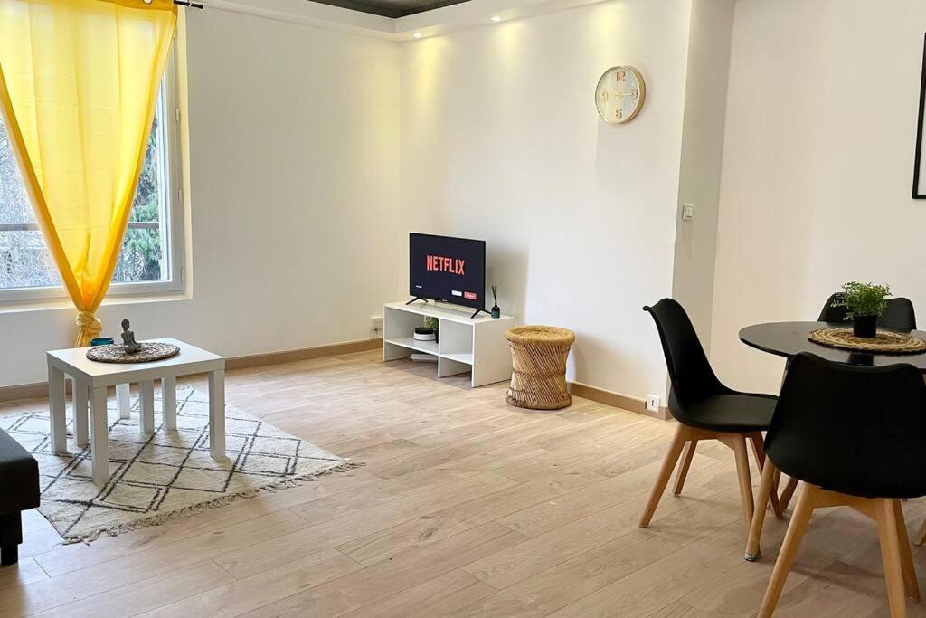 Le Royal Cosy - Spacieux T2 - Proche Chantilly, Paris & Astérix