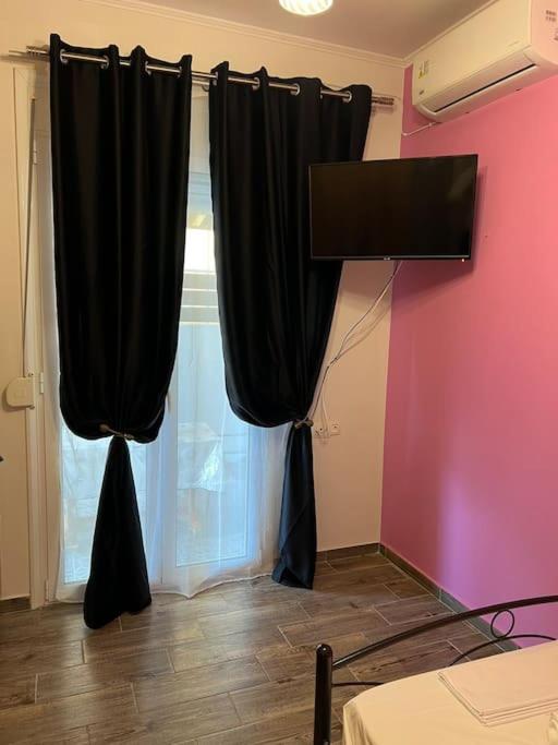 Family Getaway Close the Sea