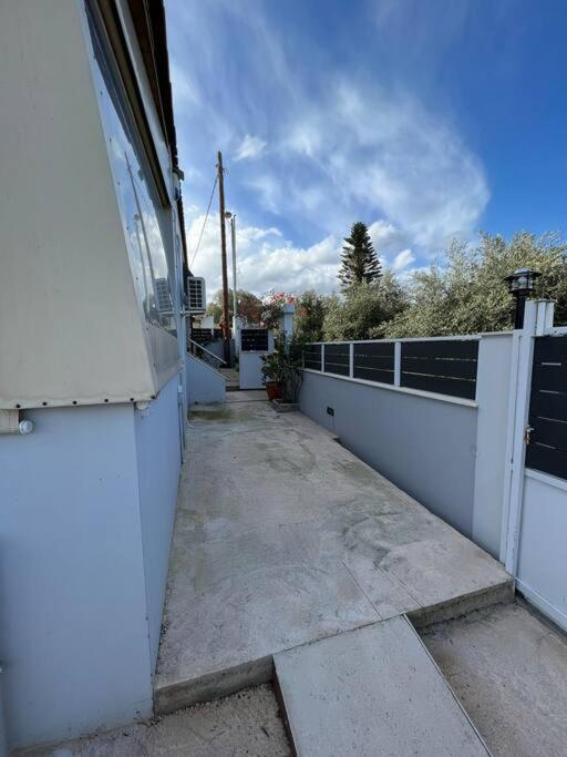 Family Getaway Close the Sea