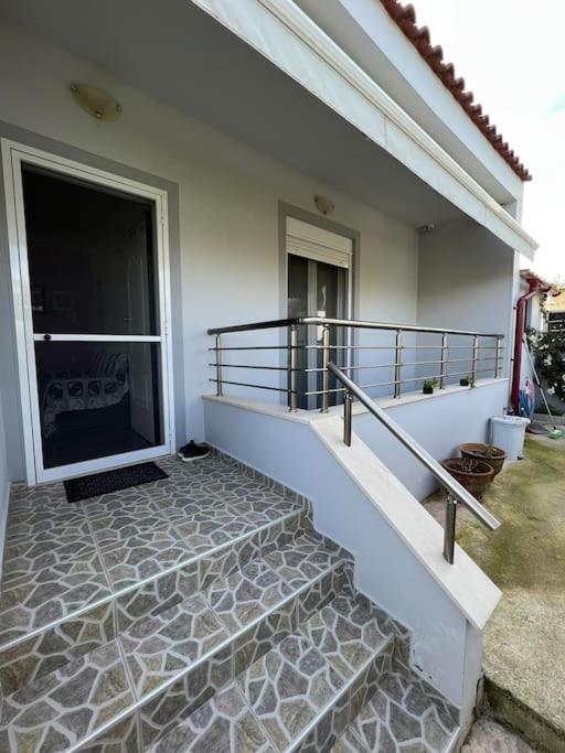 Family Getaway Close the Sea