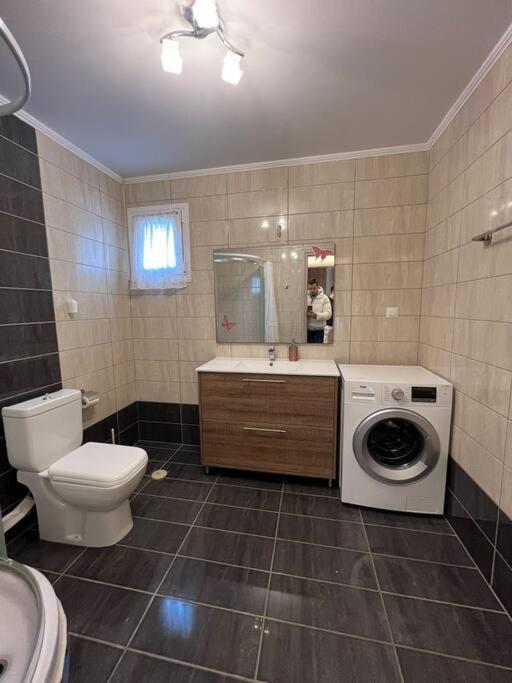 Family Getaway Close the Sea