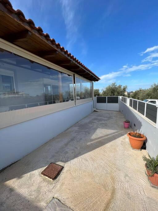 Family Getaway Close the Sea