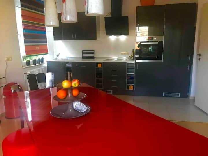 schöne große Wohnung 2 Schlafzimmer bis 6 Pax nähe Stadion Signal Iduna