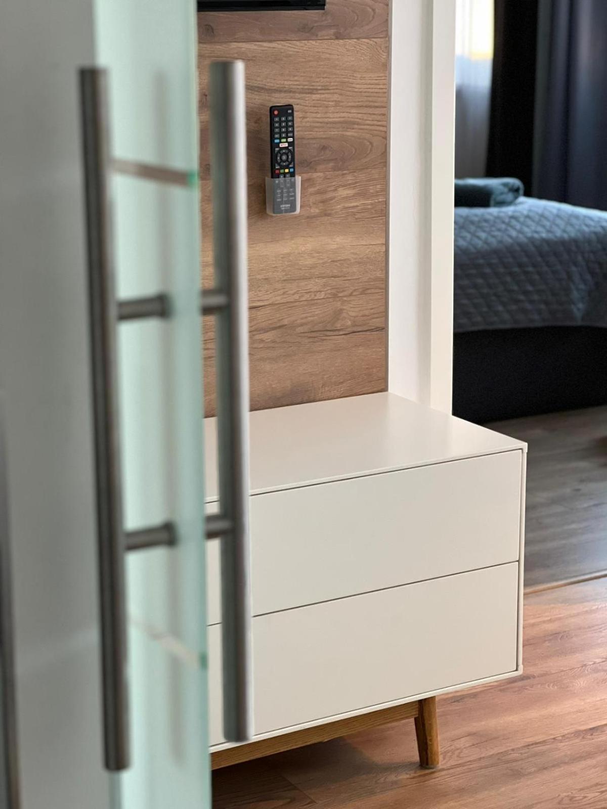 Modernes, mediales Apartment, Nähe der Neuen Leipziger Messe, bis vier Personen