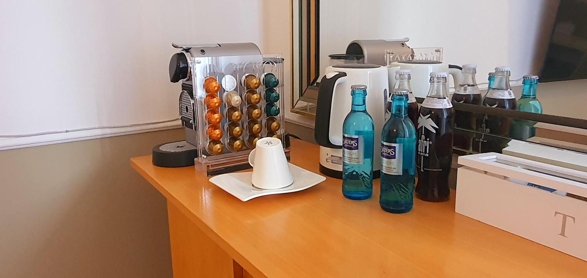 Coffee/tea facilities