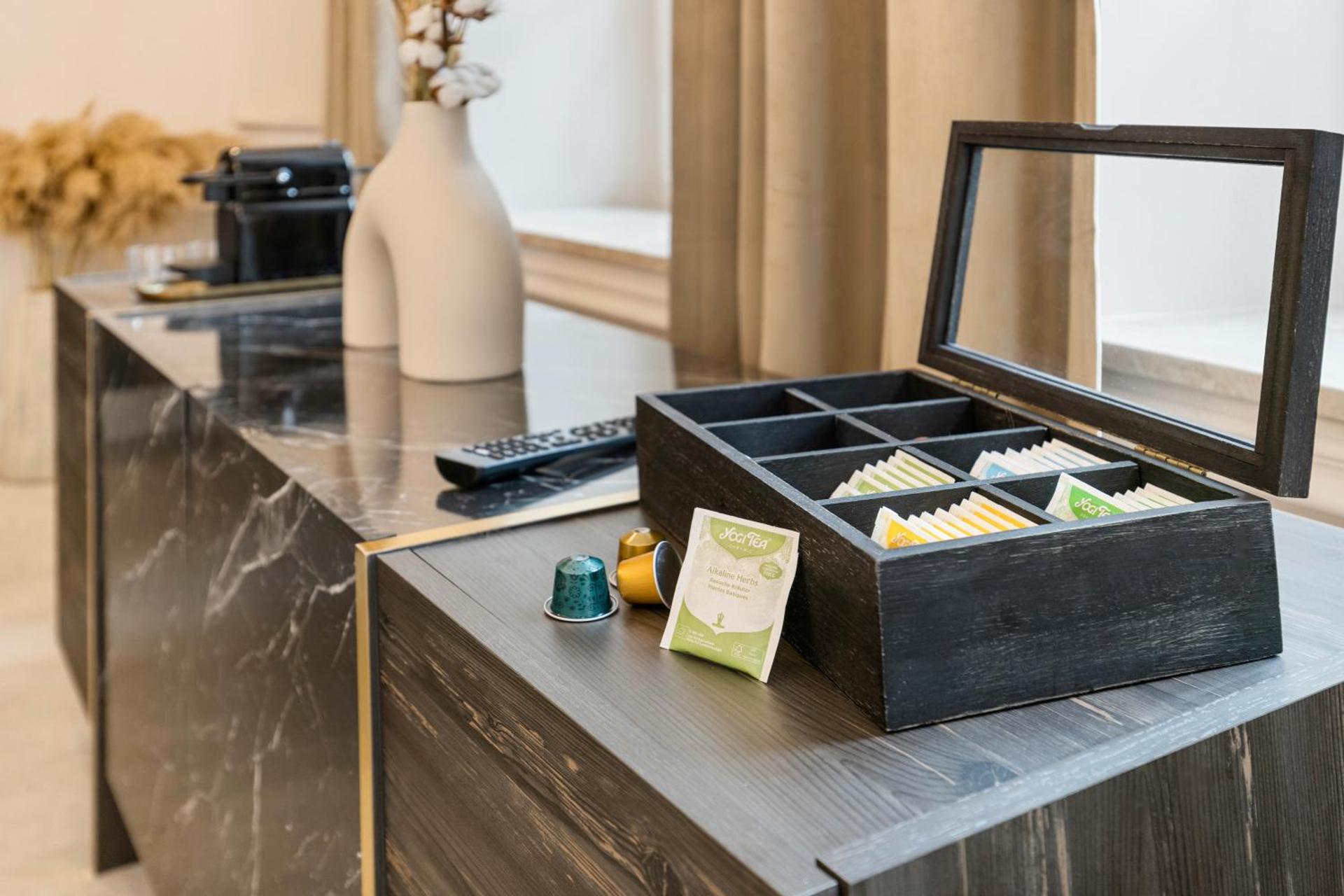 Coffee/tea facilities