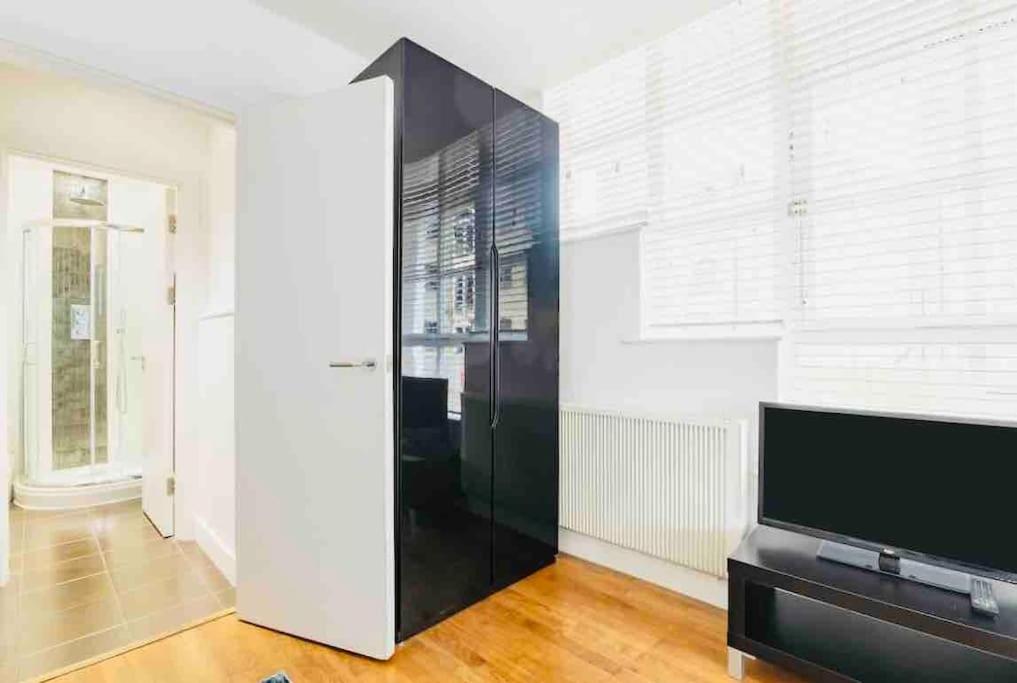 Canary wharf Luxury apartment