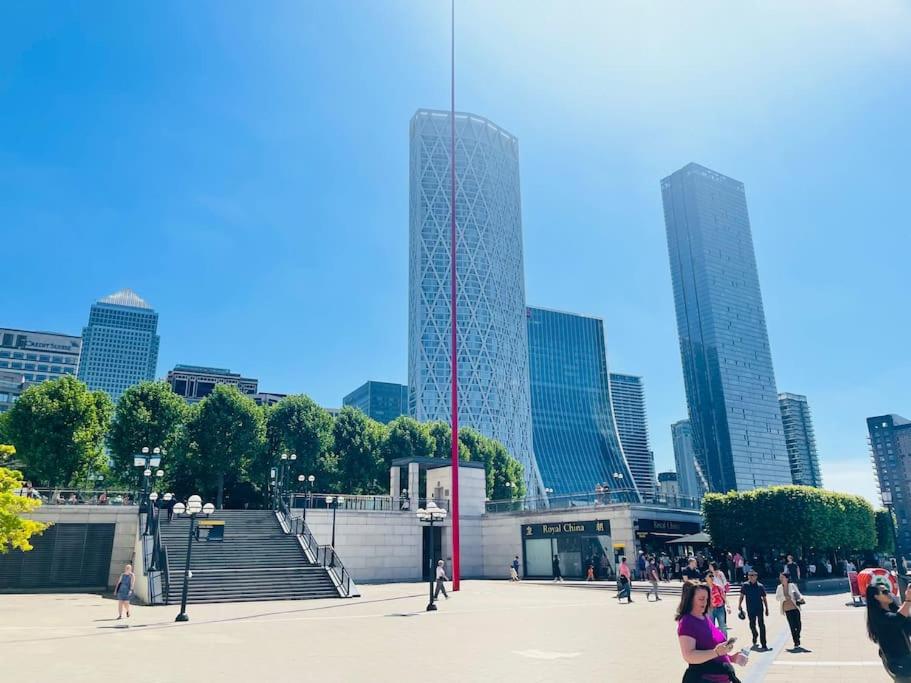 Canary wharf Luxury apartment