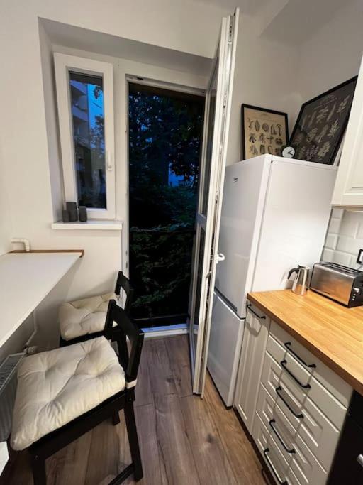 Renovated Stylish Flat at the Castle&Metro