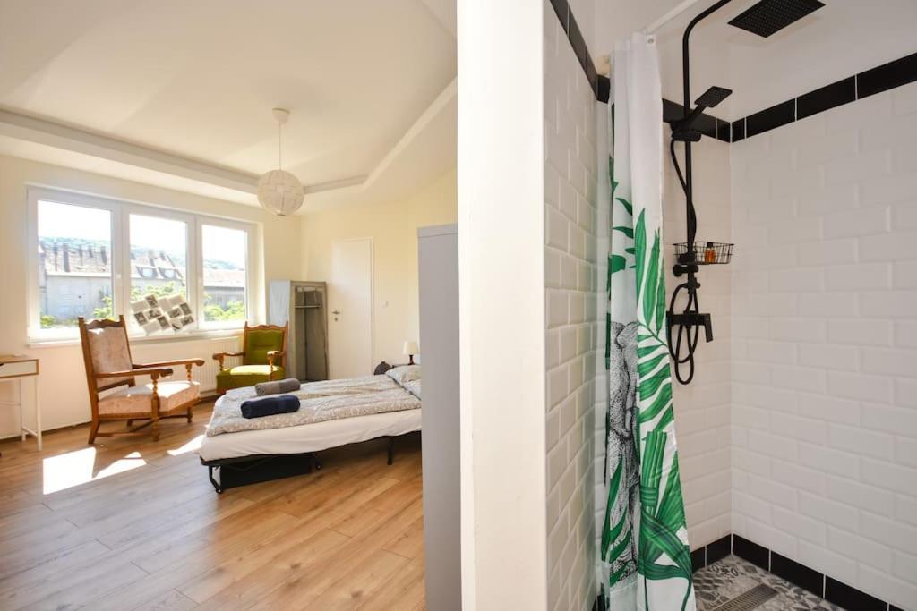 Renovated Stylish Flat at the Castle&Metro