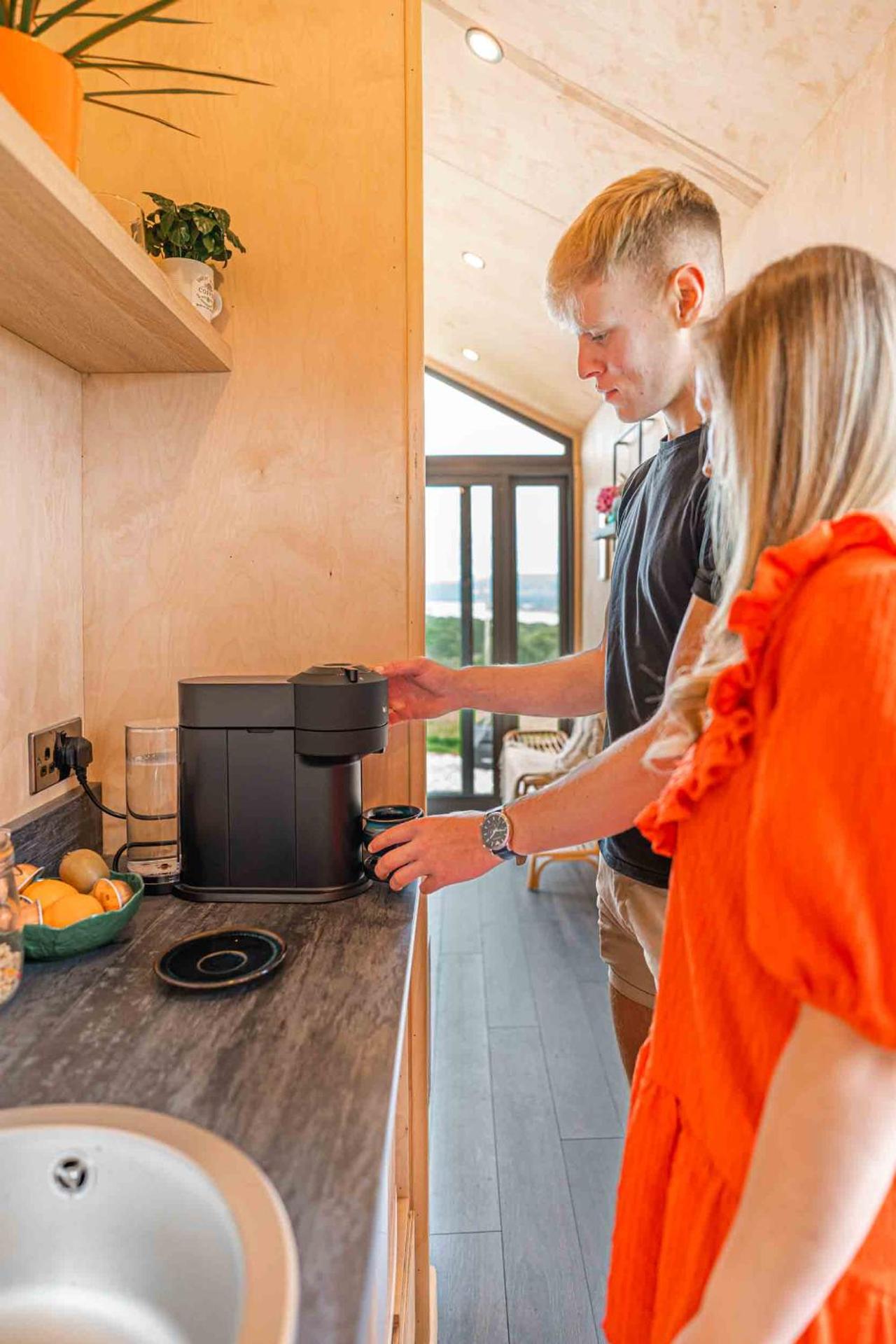 Coffee/tea facilities