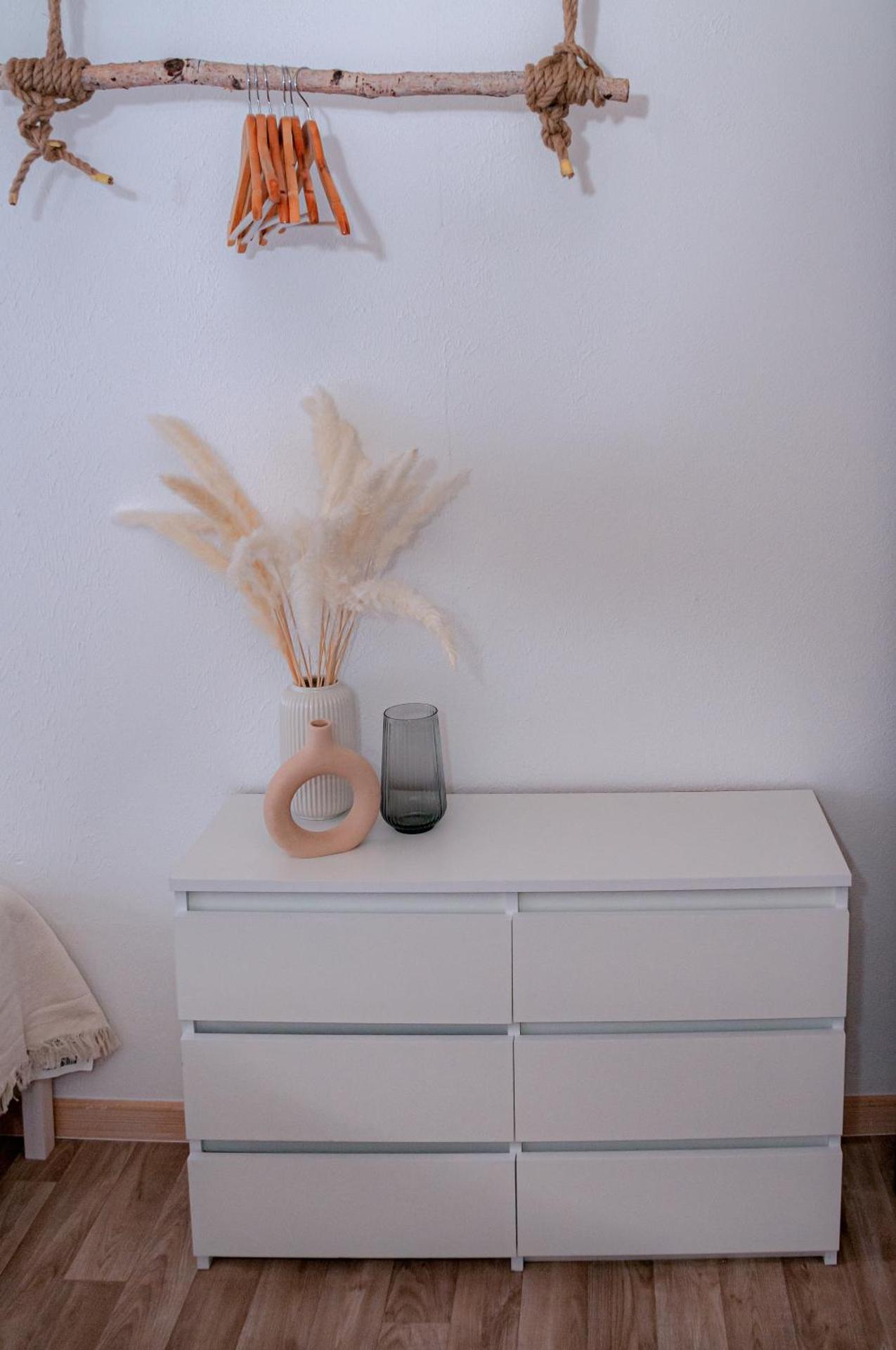 Standard Twin Room with Shared Bathroom