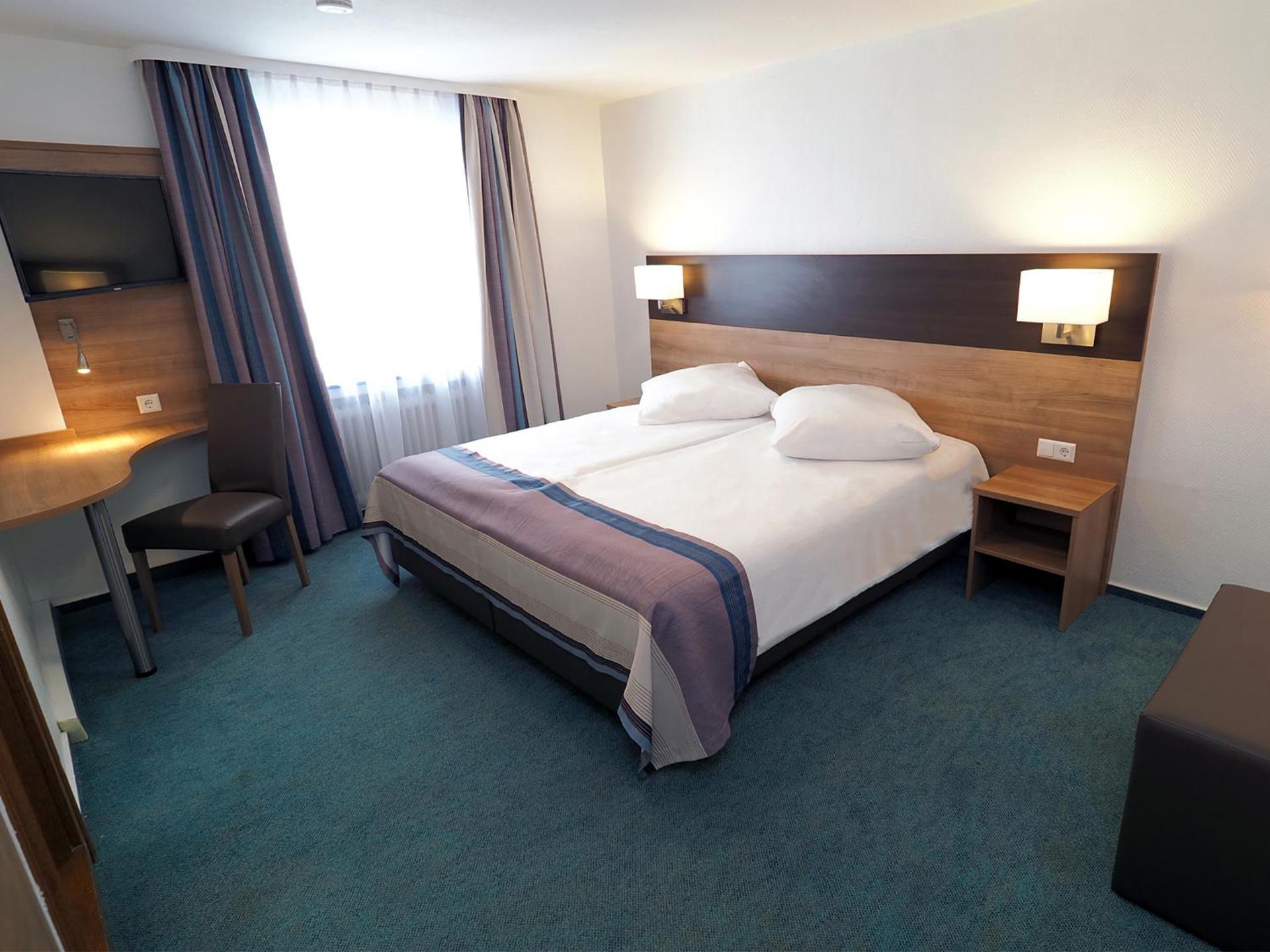 Hotel Goldener Hirsch Mosbach