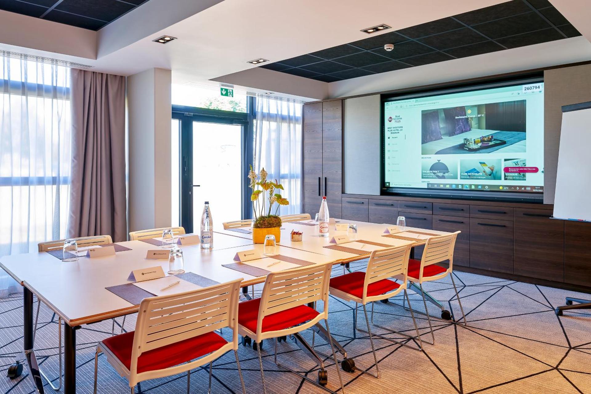 Meeting/conference room