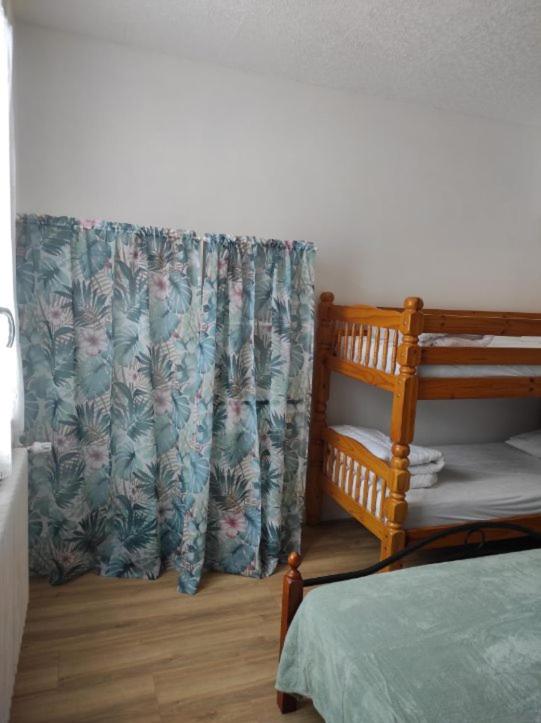 Iris, Gîte Saint Antoine, Orcival, entre Sancy et Volcans d'Auvergne