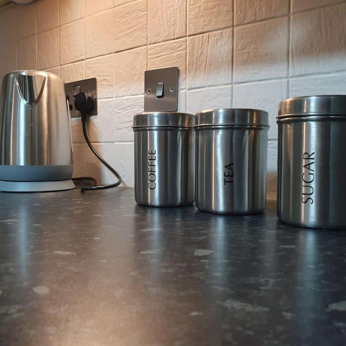 Ideally located contemporary 3 bed spacious house