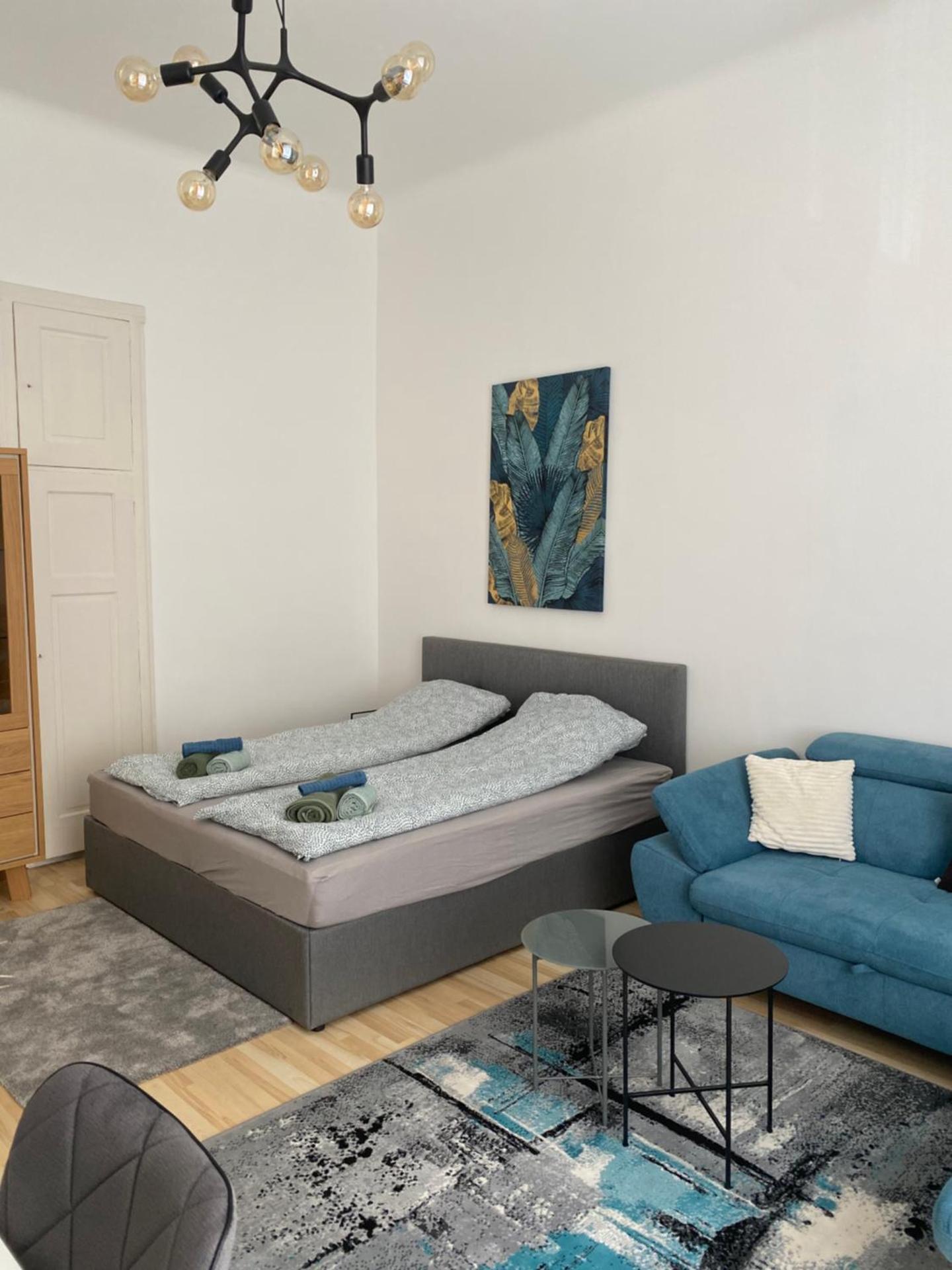 Blue Danube Apartment Downtown with Free Parking