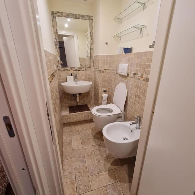 Julia nel cuore di Trastevere