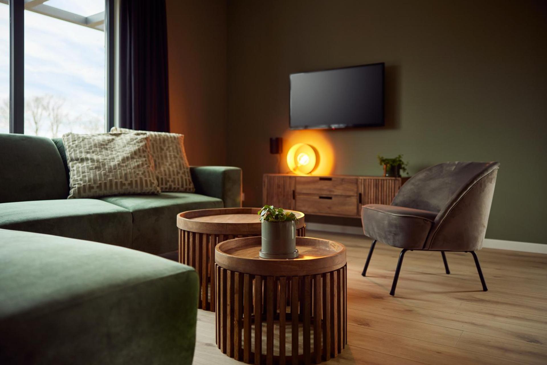 Communal lounge/ TV room