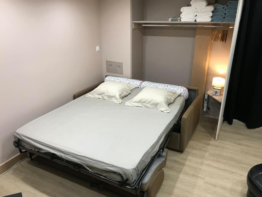 Paisible logement tout équipé pour 1 à 6 personnes