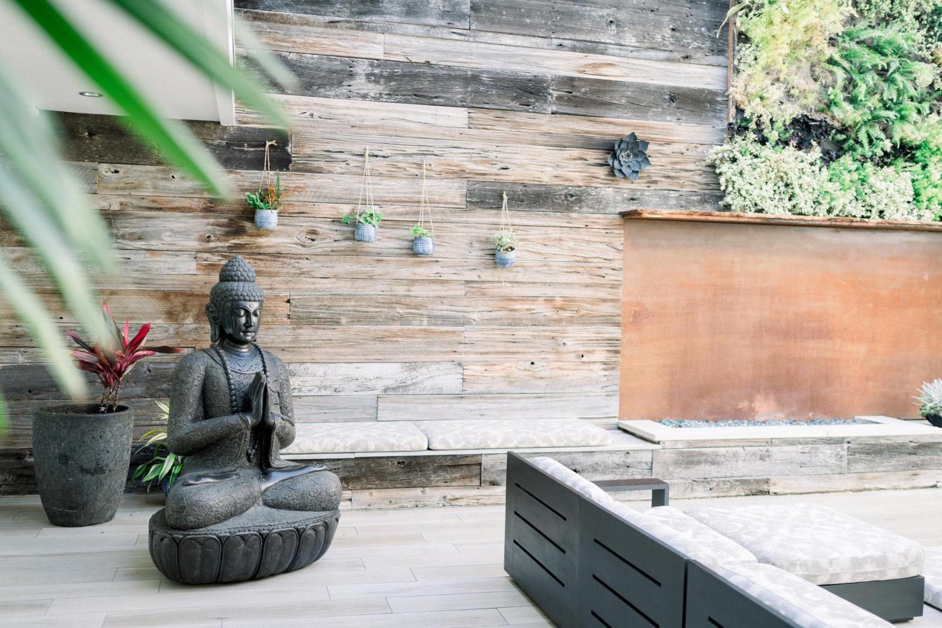 Inner courtyard view