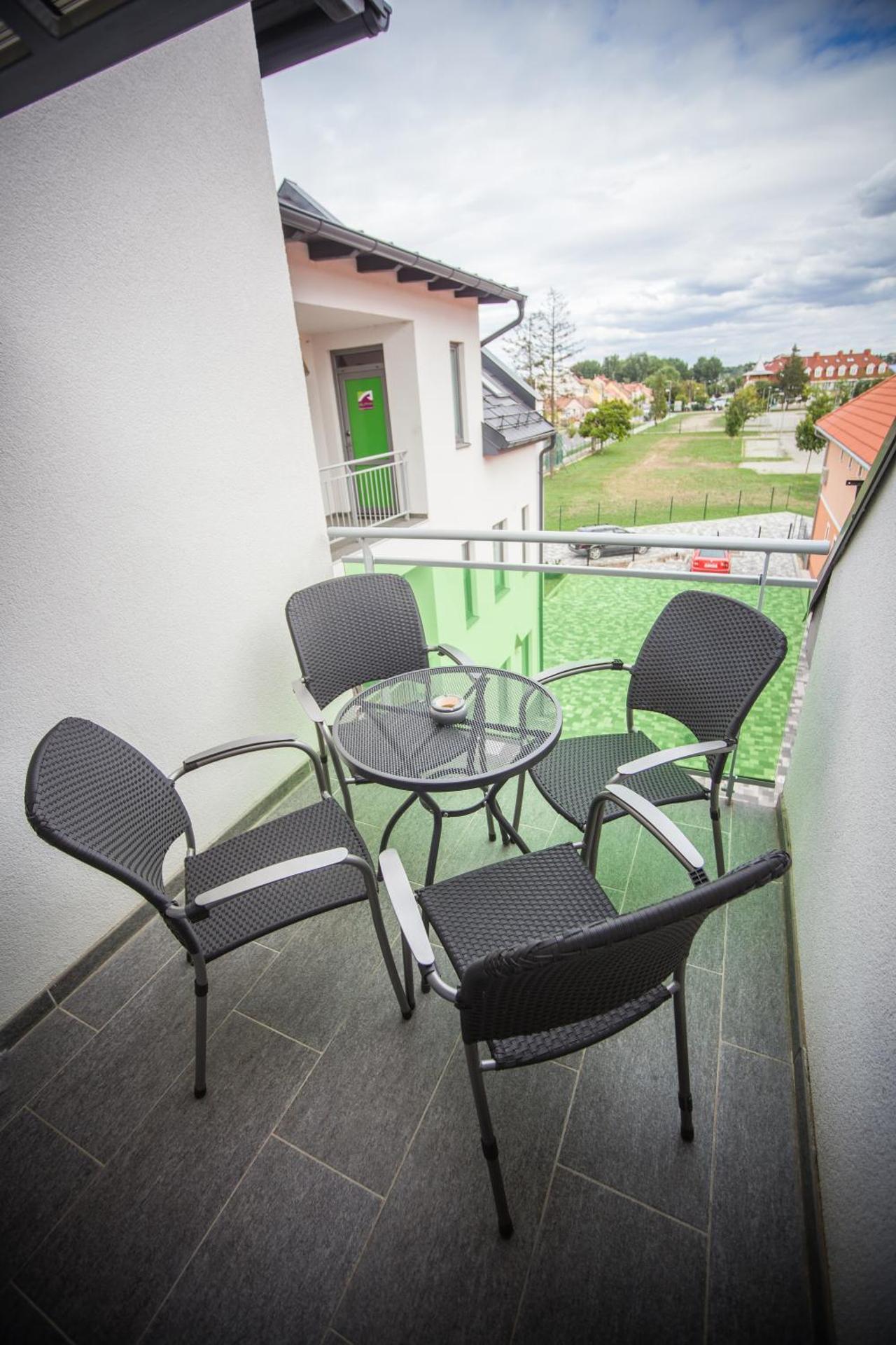 Azúr Ház Gyöngyvirág Apartman