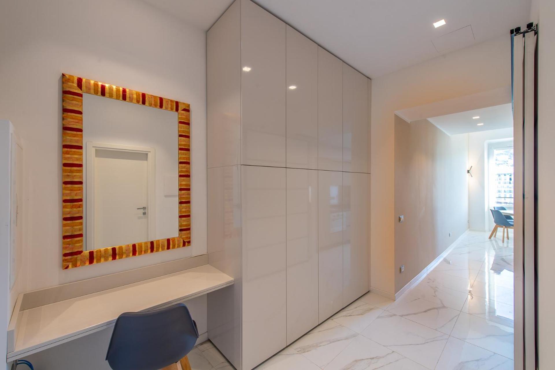 Sea view, vue sur la mer Port De Nice - Appartement de charme 2 P