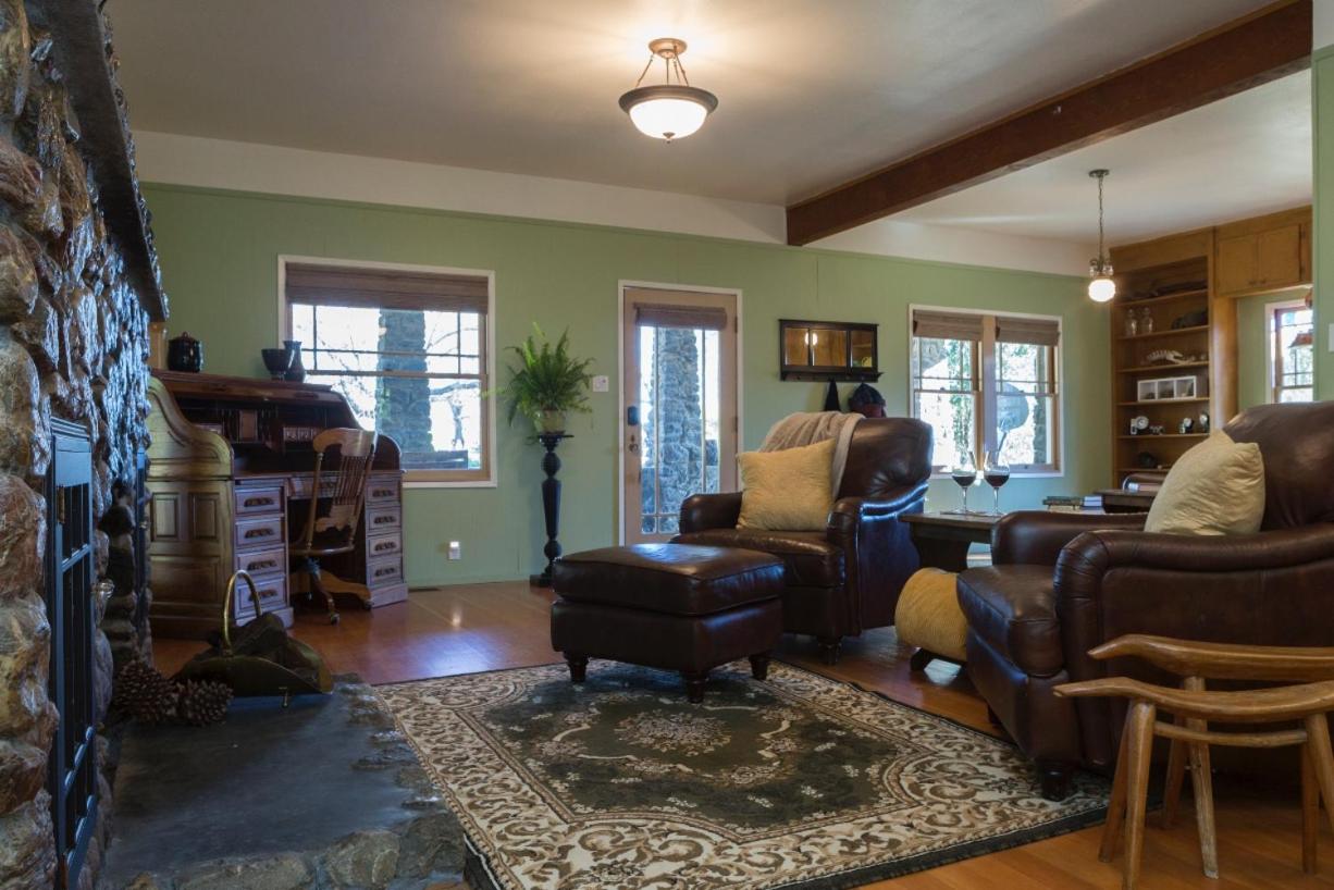 Bed and Barrel at Stonehouse Cellars