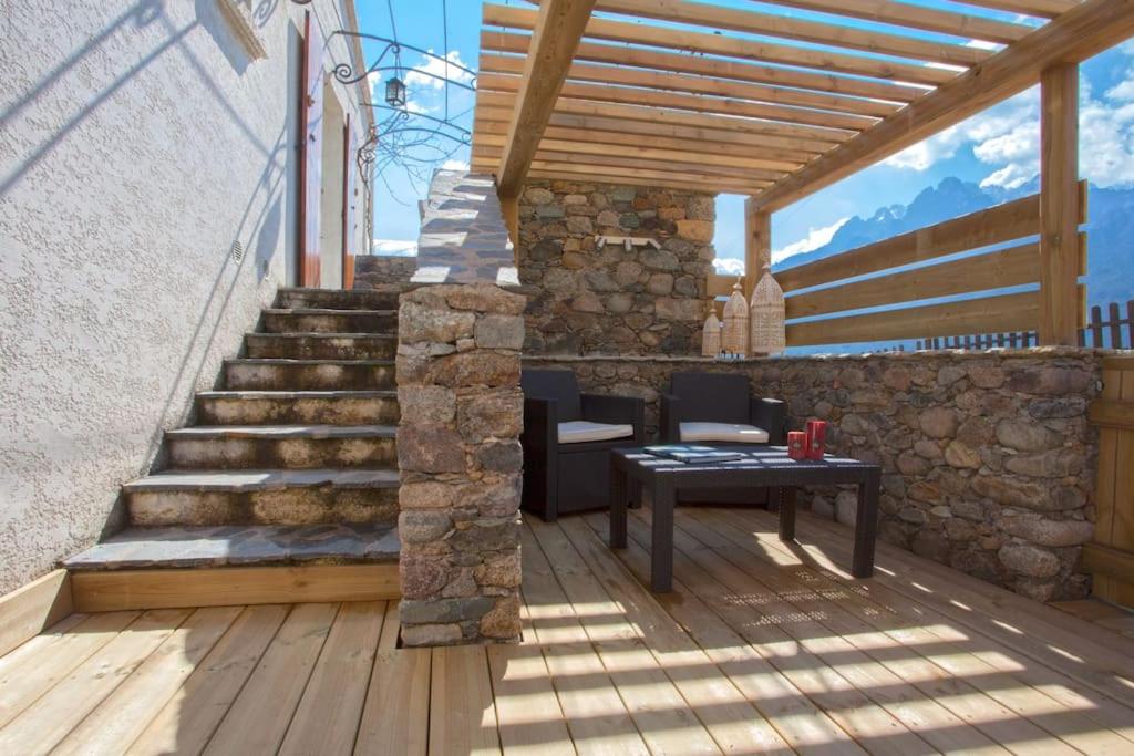 Le CAPU BIANCU-LOCATION AVEC VUE PROCHE DES GORGES DE L ASCO ENTRE MER ET MONTAGNE