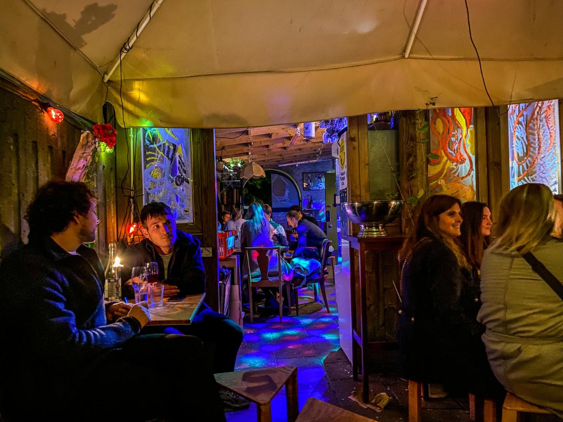 Restaurant/places to eat