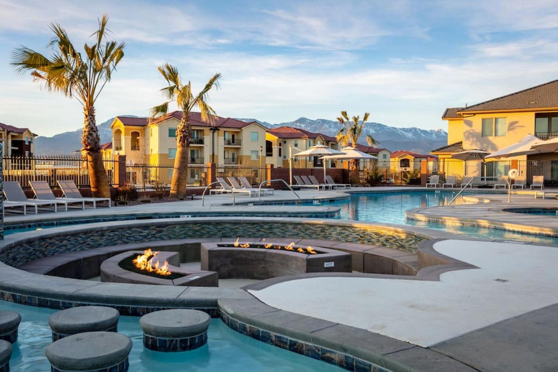Zion Village Oasis by the Pool with Lazy River