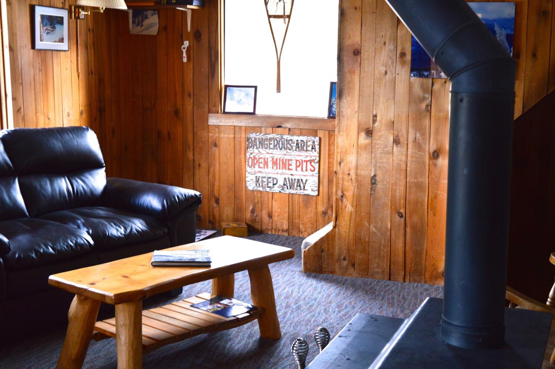 Communal lounge/ TV room