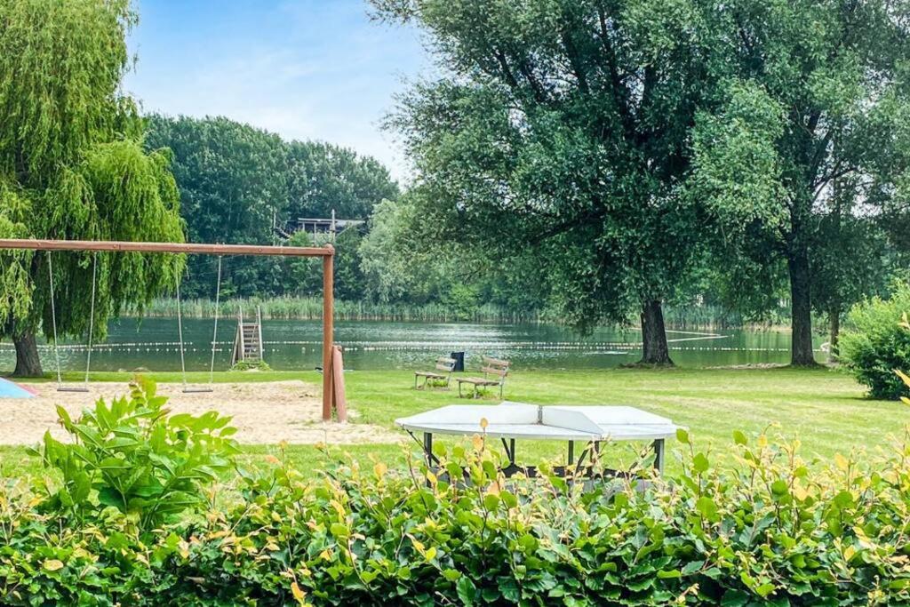 Tof wellness huis, alles nieuw, gelegen bij meer.