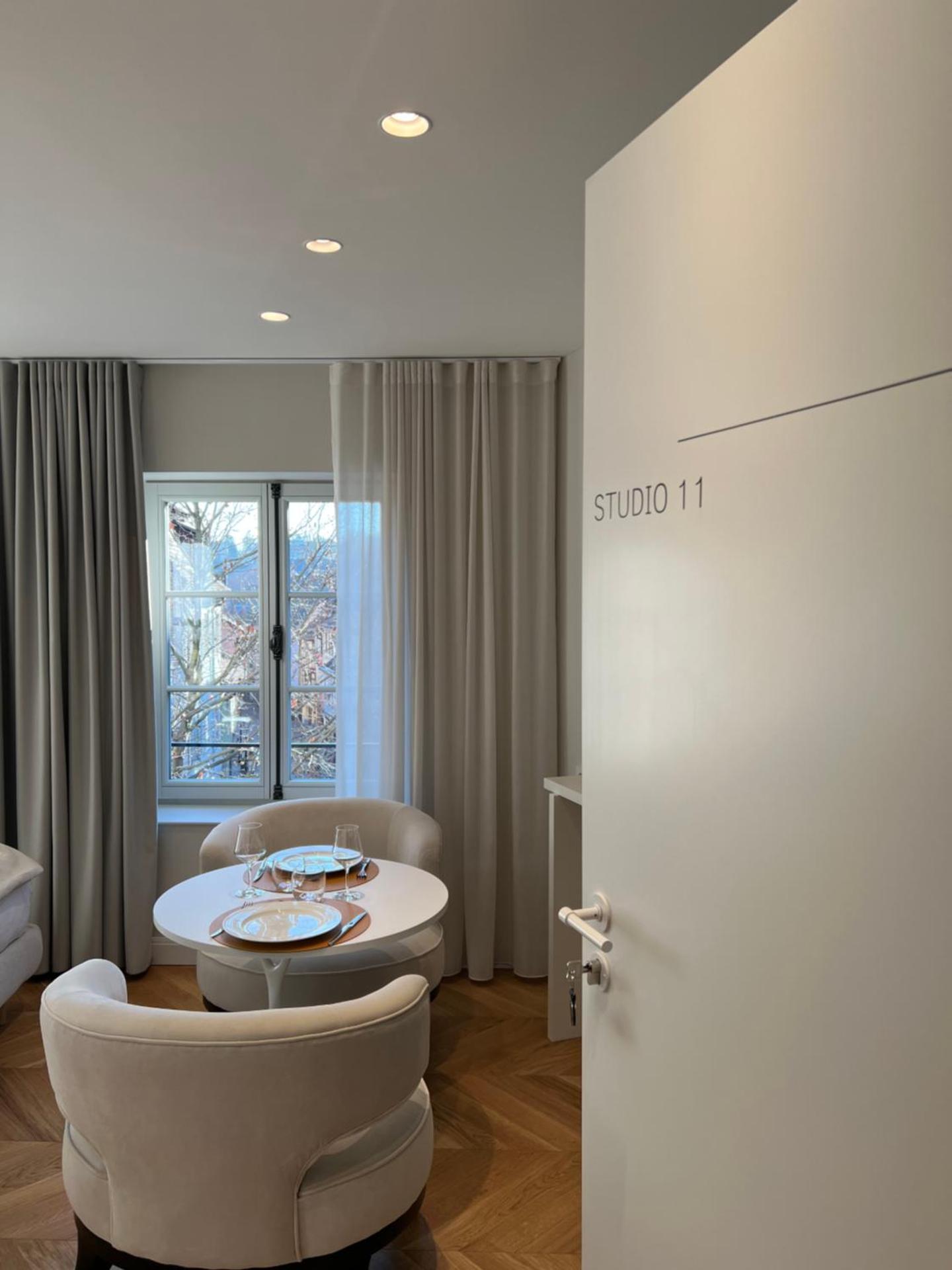 O verso du Château - STUDIO 11