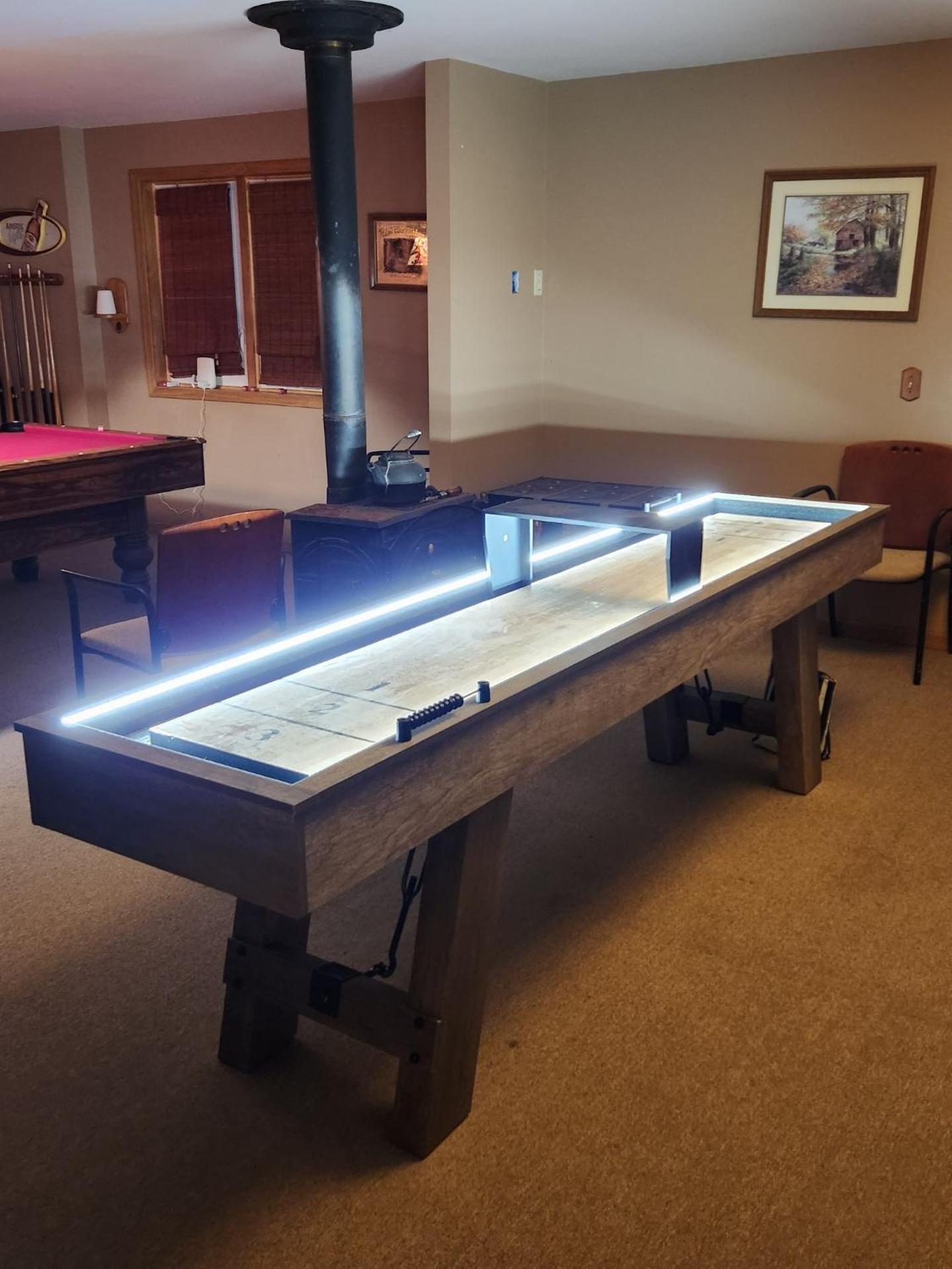 House On Grass Runway with Fly-In/Fly-Out Access